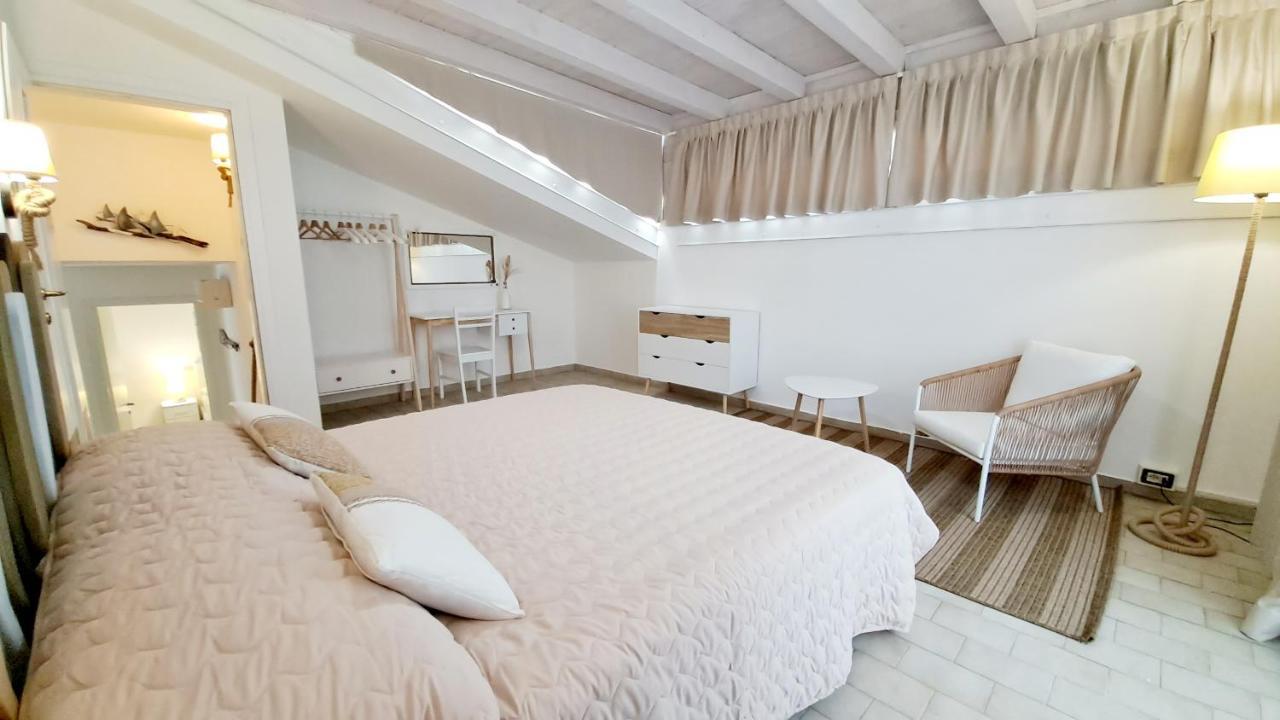 Villa Barbara Fra I Pini Линьяно-Саббьядоро Экстерьер фото